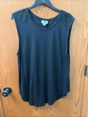 Old Navy Black Lace-Shoulder Sleeveless Tank